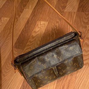 Louis Vuitton Monogram Viva Cite GM shoulder bag, model #M51163.